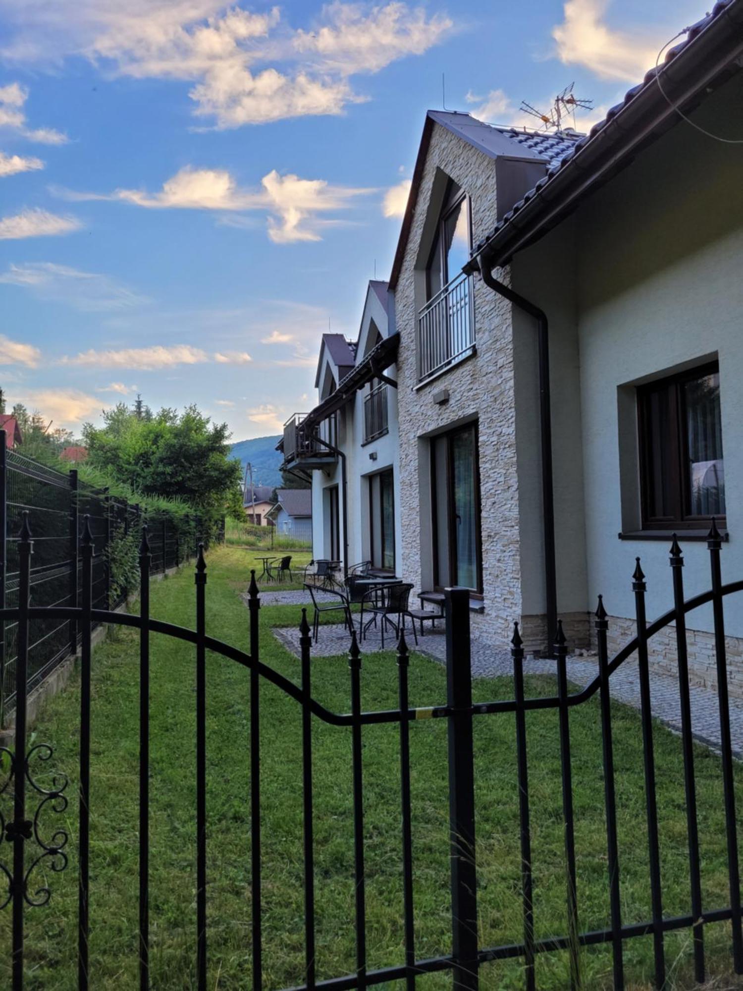Apartamenty Pod Skrzycznem Szczyrk Buitenkant foto